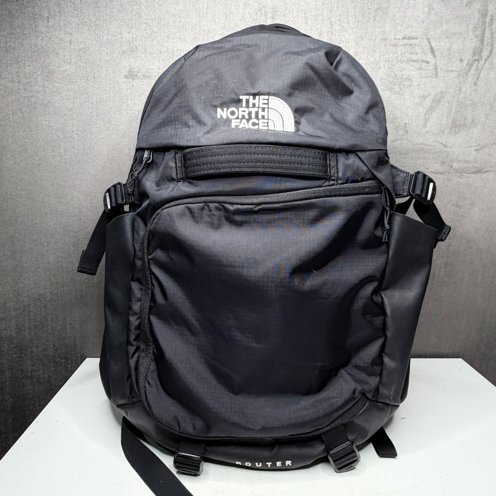 The North Face Router Transit Backpack 40L Black FlexVent Laptop Travel Gorpcore